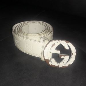 White GUCCI belt